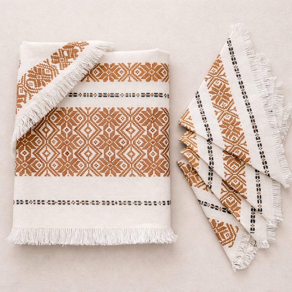Vintage Yugoslav Linen Tablecloth & Napkin Set Folk Motif Kamnik Slovenia NOS